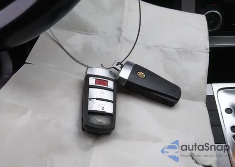 2011 Volkswagen Cc Sport z USA, uszkodzony, nr VIN WVWMN7AN7BE714560